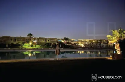 فيلا - 4 غرف نوم - 5 حمامات للبيع في أزهى - العين السخنة - السويس