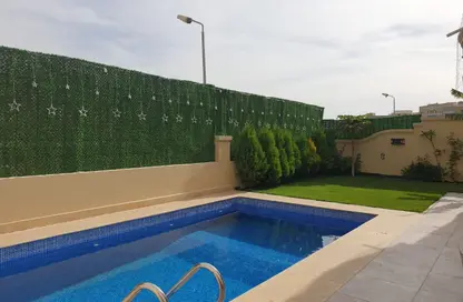 فيلا - 6 غرف نوم - 5 حمامات للبيع في الباتيو 5 - الباتيو - كمبوندات الشروق - مدينة الشروق - القاهرة