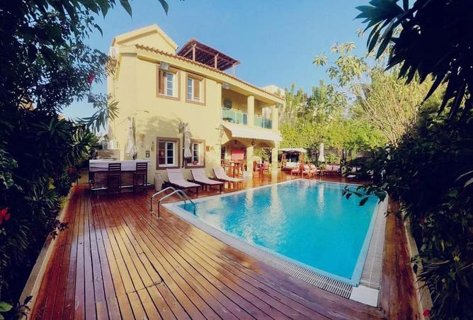 8309872 - Property Image 2