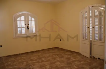 Apartment - 3 Bedrooms - 2 Bathrooms for rent in Al Gezira St. - South Investors Area - New Cairo City - Cairo