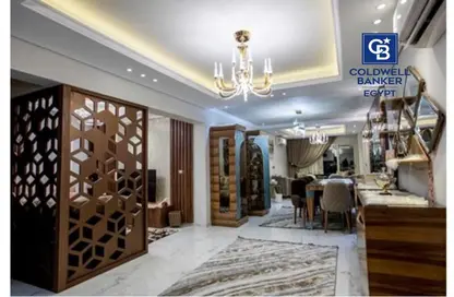 Apartment - 3 Bedrooms - 2 Bathrooms for sale in Al Giza St. - Al Gamea Square - Heliopolis - Masr El Gedida - Cairo