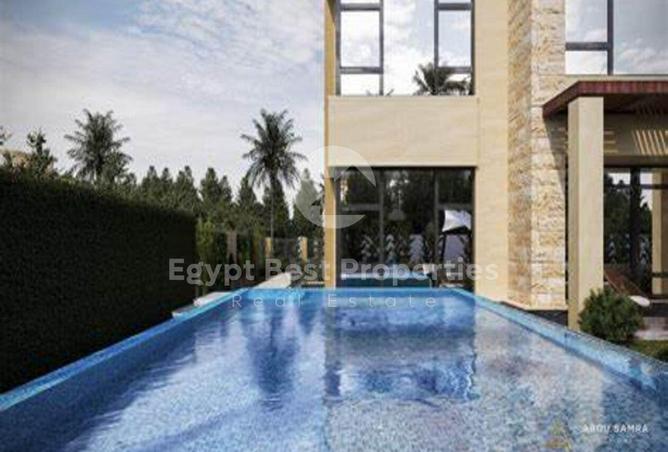 8240892 - Property Image 2