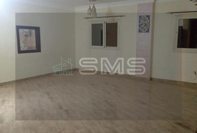 8327771 - Property Image 2