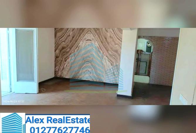 7989389 - Property Image 3
