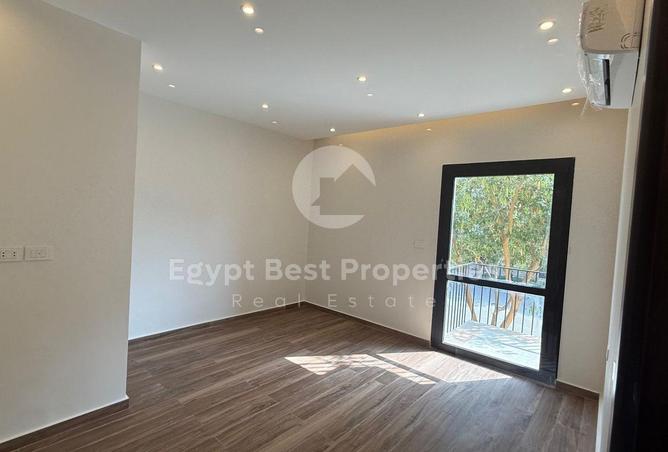 8243684 - Property Image 2