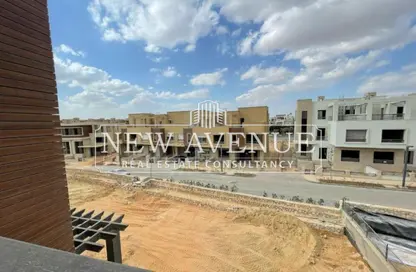 Villa - 4 Bedrooms - 3 Bathrooms for sale in New Giza - Cairo Alexandria Desert Road - 6 October City - Giza