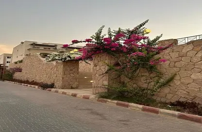 Chalet - 1 Bedroom - 1 Bathroom for sale in Red Carpet - Al Ain Al Sokhna - Suez