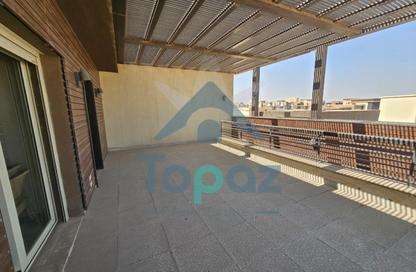 (بنتهاوس  (روف - 4 غرف نوم - 4 حمامات للايجار في نيو جيزة - طريق مصر اسكندرية الصحراوي - مدينة 6 أكتوبر - الجيزة