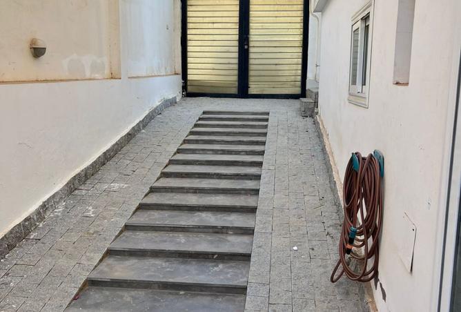 8002230 - Property Image 3