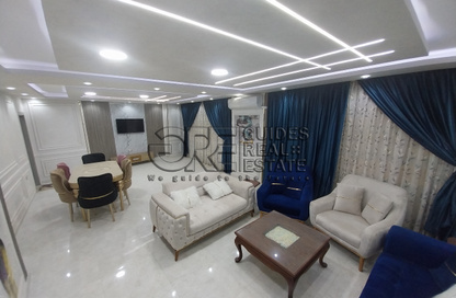 Apartment - 3 Bedrooms - 3 Bathrooms for sale in Mohi Al Din Abou El Ezz St. - Mohandessin - Giza