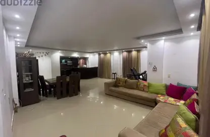 Apartment - 3 Bedrooms - 2 Bathrooms for sale in Aly Sharawy St. - Al Narges 5 - Al Narges - New Cairo City - Cairo