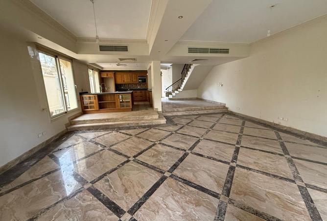 8330676 - Property Image 2