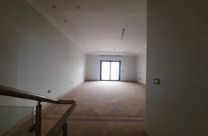 فيلا - 4 غرف نوم - 5 حمامات للايجار في مدينة وصال - كمبوندات الشروق - مدينة الشروق - القاهرة