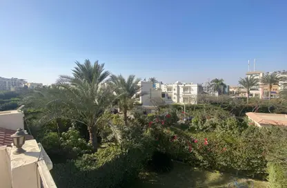 فيلا - 4 غرف نوم - 5 حمامات للبيع في حدائق المهندسين - الحي الرابع - الشيخ زايد - الجيزة
