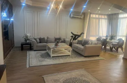 Apartment - 3 Bedrooms - 2 Bathrooms for sale in Ghernata St. - Roxy - Heliopolis - Masr El Gedida - Cairo