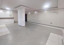 Apartment - 4 bedrooms - 2 bathrooms for للايجار in Abou Quer Road - Zezenia - Hay Sharq - Alexandria