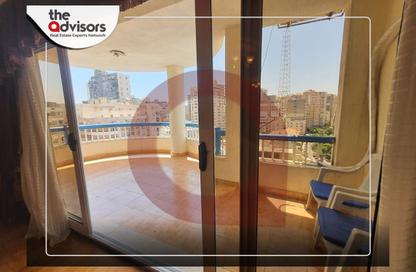 Apartment - 3 Bedrooms - 2 Bathrooms for rent in Amin Yehia St. - Zezenia - Hay Sharq - Alexandria