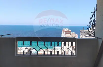 شقة - 3 غرف نوم - 1 حمام للبيع في سبورتنج - حي شرق - الاسكندرية