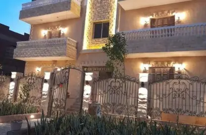 Apartment - 3 Bedrooms - 1 Bathroom for rent in Area D - Ganoob El Acadimia - New Cairo City - Cairo