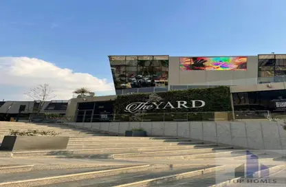 Shop - Studio - 1 Bathroom for rent in The Yard Mall - New Cairo City - Cairo