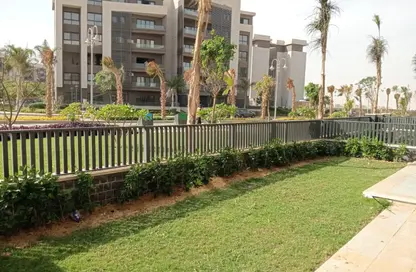 Apartment - 2 Bedrooms - 2 Bathrooms for sale in Madinaty - Cairo