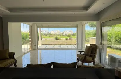 شاليه - 5 غرف نوم - 4 حمامات للبيع في هاسييندا باي - سيدي عبد الرحمن - الساحل الشمالي