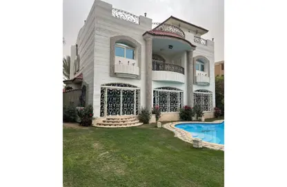 Villa - 7 Bedrooms - 7+ Bathrooms for sale in Sheikh Zayed Compounds - Sheikh Zayed City - Giza