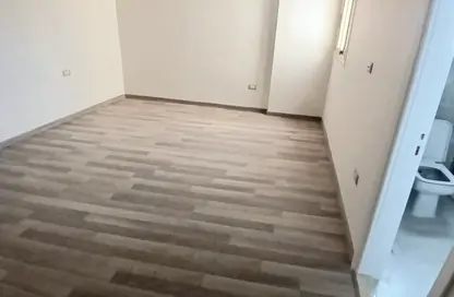 شقة - 3 غرف نوم - 3 حمامات للبيع في لوران - حي شرق - الاسكندرية شقة - 3 غرف نوم - 3 حمامات للبيع في لوران - حي شرق - الاسكندرية