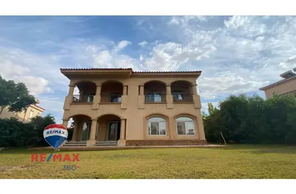 Villa - 4 Bedrooms - 5 Bathrooms for rent in Madinaty - Cairo