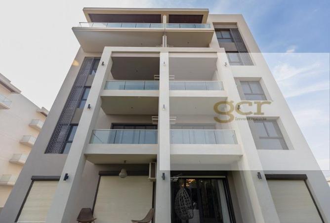 8195677 - Property Image 2