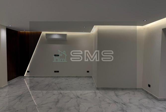 8502708 - Property Image 2