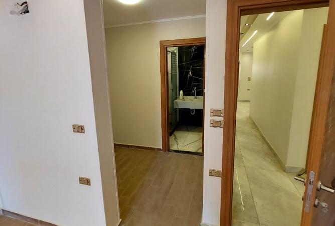 8008743 - Property Image 3