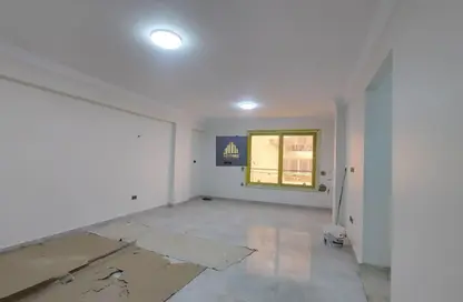 شقة - 3 غرف نوم - 2 حمامات للايجار في الشطر السابع - زهراء المعادي - حي المعادي - القاهرة شقة - 3 غرف نوم - 2 حمامات للايجار في الشطر السابع - زهراء المعادي - حي المعادي - القاهرة