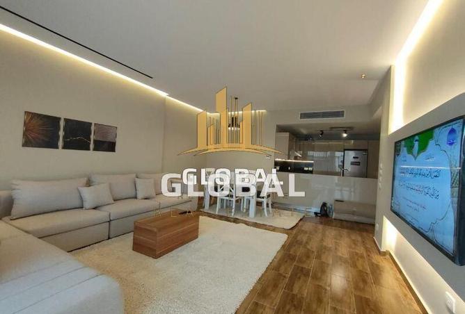 8046095 - Property Image 2