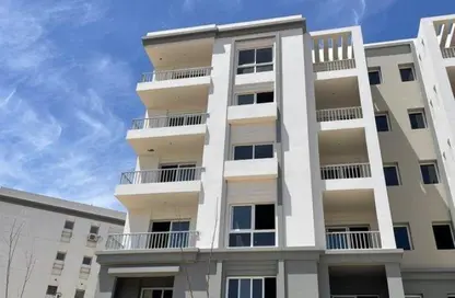 Apartment - 3 Bedrooms - 3 Bathrooms for sale in The Residences - Hyde Park - New Cairo City - Cairo