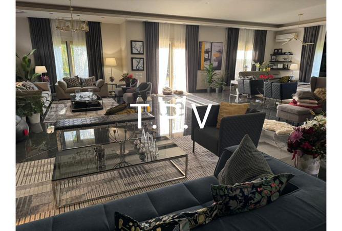 8232641 - Property Image 2