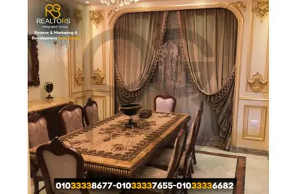 فيلا - 4 غرف نوم - 4 حمامات للبيع في رويال سيتي - كمبوندات الشيخ زايد - الشيخ زايد - الجيزة