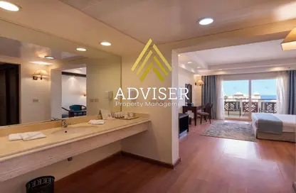 Chalet - 2 Bedrooms - 2 Bathrooms for sale in Makadi Resort - Makadi - Hurghada - Red Sea