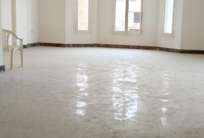 8084141 - Property Image 2