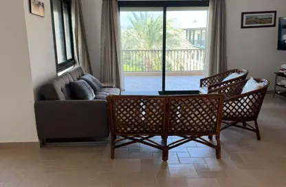 شاليه - 4 غرف نوم - 3 حمامات للبيع في مراسي - سيدي عبد الرحمن - الساحل الشمالي