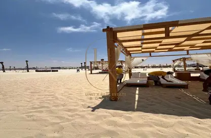Chalet - 2 Bedrooms - 2 Bathrooms for sale in Hacienda West - Ras Al Hekma - North Coast