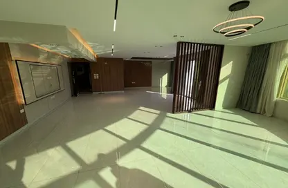 شقة - 3 غرف نوم - 3 حمامات للبيع في شارع مصدق - الدقي - الجيزة