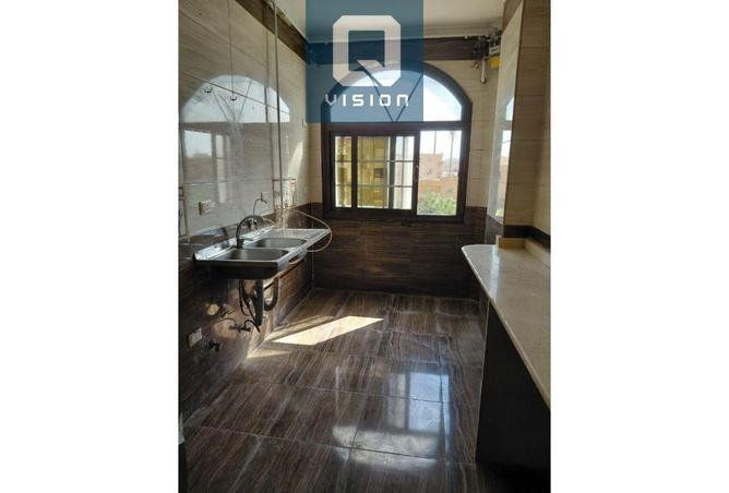 8093876 - Property Image 3