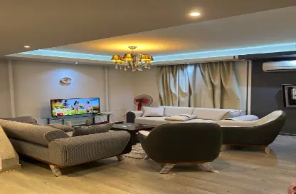 Apartment - 2 Bedrooms - 1 Bathroom for rent in El Rehab Extension - Al Rehab - New Cairo City - Cairo
