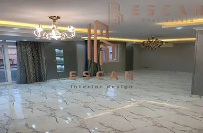 شقة - 3 غرف نوم - 1 حمام للبيع في شارع عمر بن الخطاب - الرحاب المرحلة الرابعة - الرحاب - مدينة القاهرة الجديدة - القاهرة