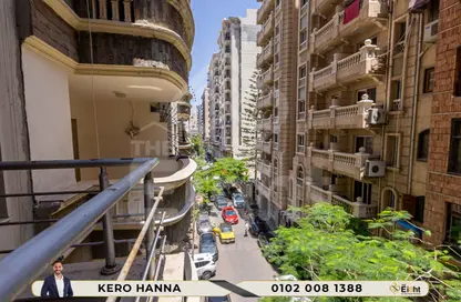 Apartment - 3 Bedrooms - 3 Bathrooms for sale in Nasir Mosque St. - Smouha - Hay Sharq - Alexandria