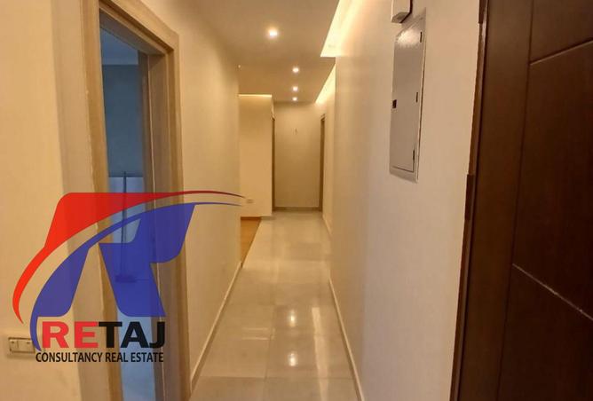 8370952 - Property Image 3