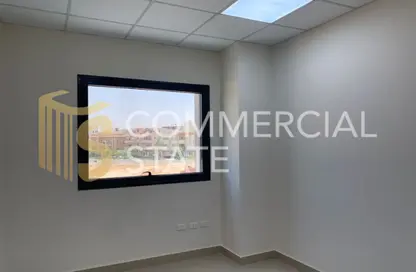 عيادة - استوديو - 1 حمام للايجار في المنطقة ب - حى جنوب الاكايمية - مدينة القاهرة الجديدة - القاهرة