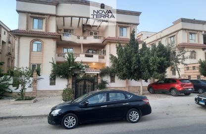 Apartment - 5 Bedrooms - 3 Bathrooms for sale in Touristic Zone 6 - Touristic Zone - Al Motamayez District - 6 October City - Giza