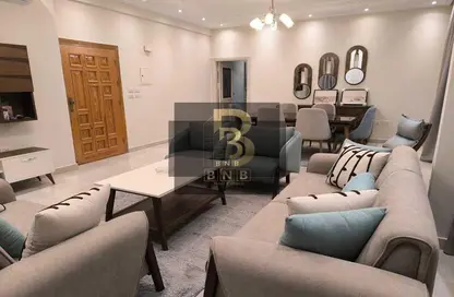 شقة - 3 غرف نوم - 2 حمامات للايجار في البنفسج 2 - البنفسج - مدينة القاهرة الجديدة - القاهرة